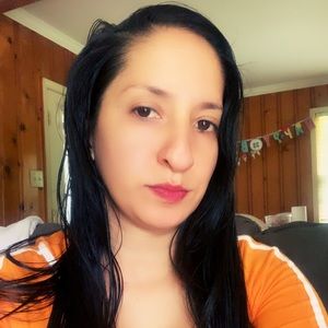 Meet your Posher, Magdalena